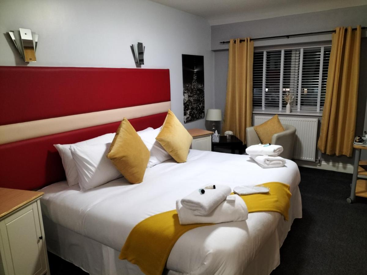 Sutherlands Hotel Гейтсхед Экстерьер фото