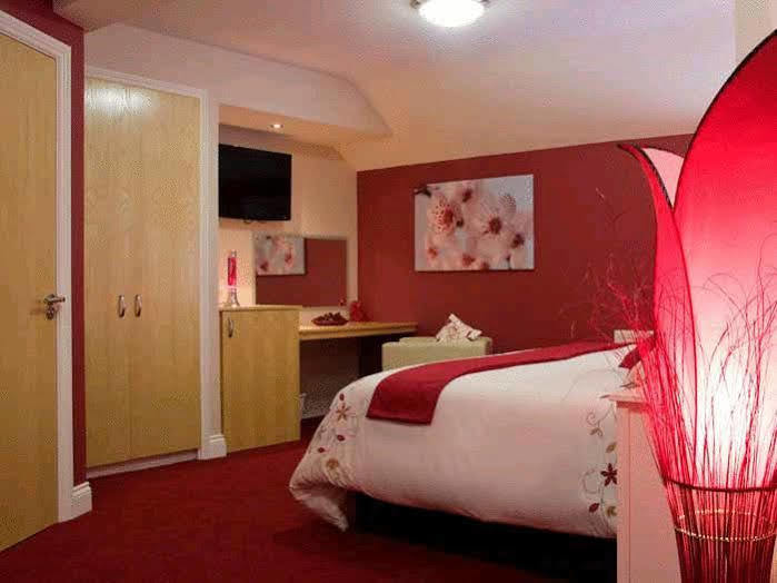 Sutherlands Hotel Гейтсхед Экстерьер фото